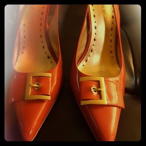 BCBG Orange Pointee Toe Sling Back Shoes 7.5B/37.5